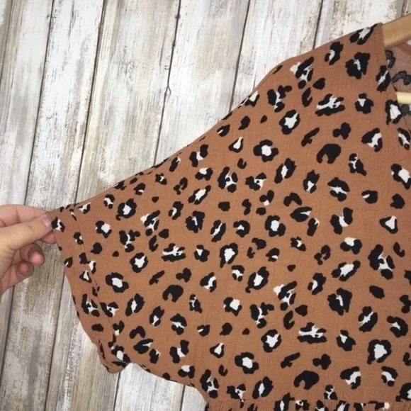 Andree Brown Leopard Blouse - Picture 2 of 5